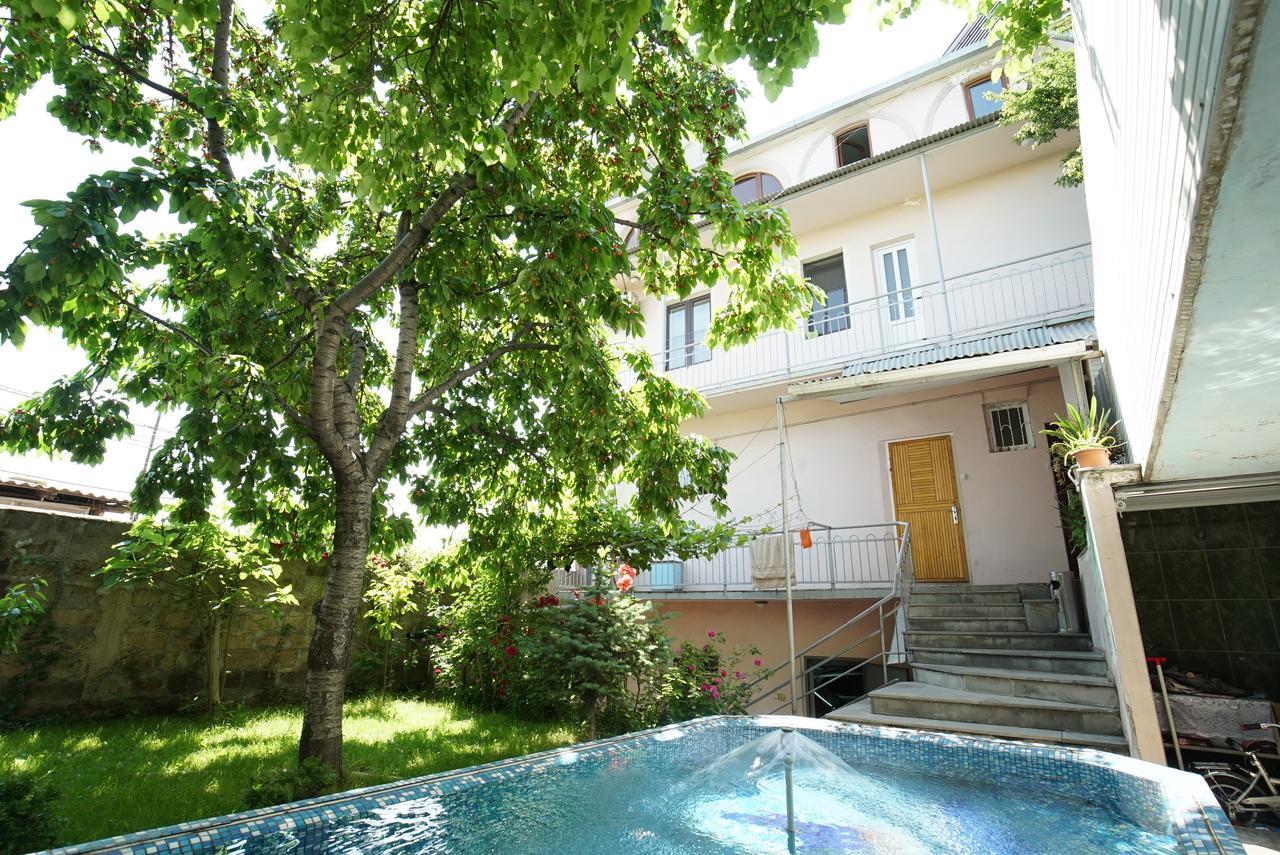 Nice House In The Heart Of The City Erévan Extérieur photo