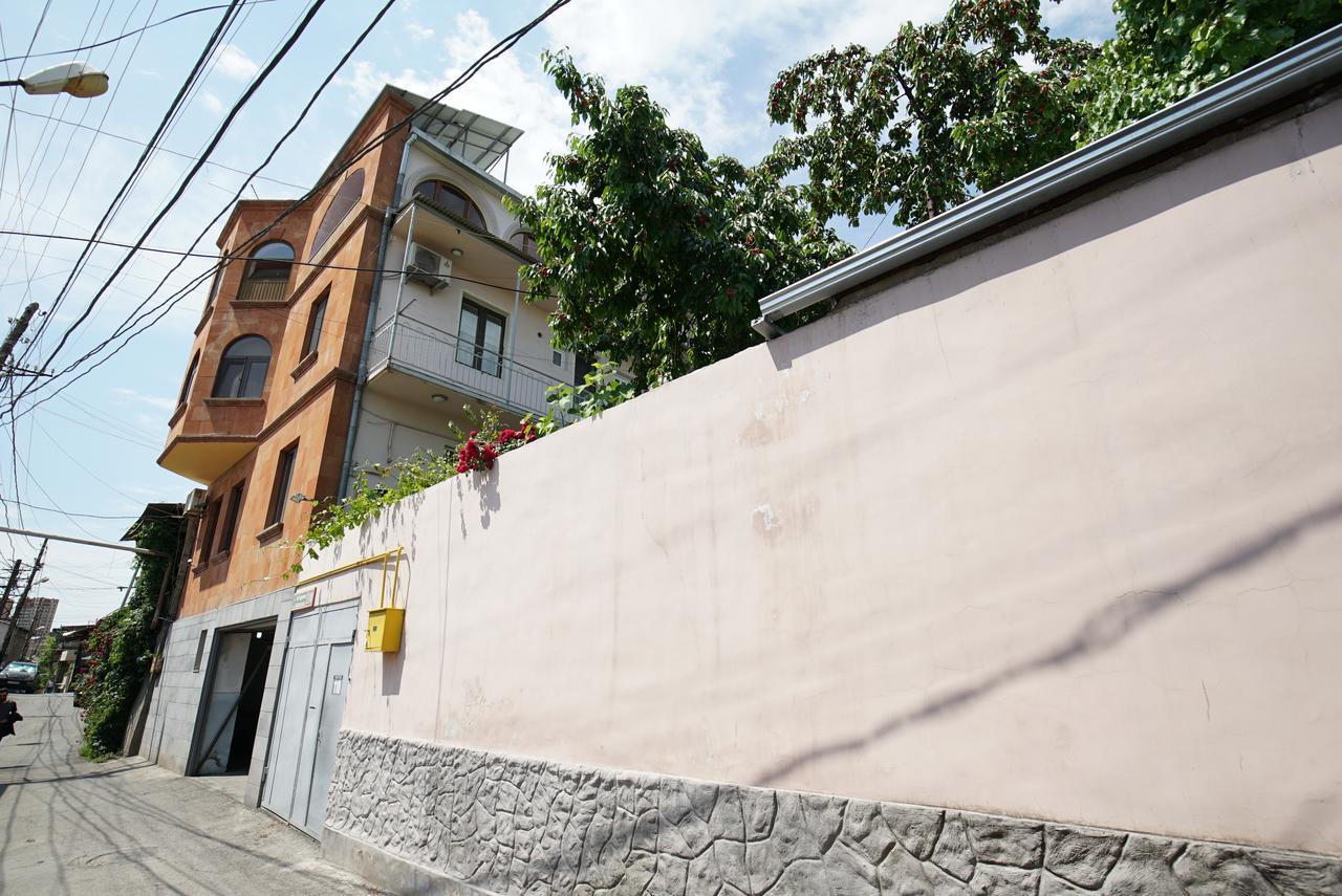 Nice House In The Heart Of The City Erévan Extérieur photo